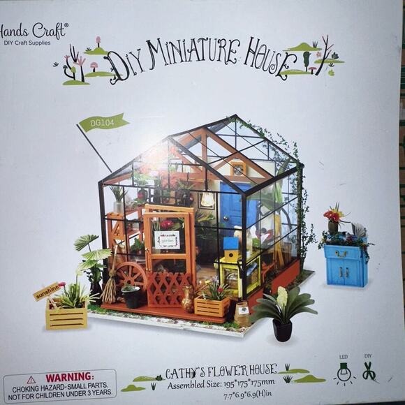 NIB Hands Craft DIY Miniature House Cathy’s Flower House Building Kit - Picture 1 of 6